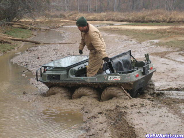Stuck Argo Bigfoot - Amphibious ATV Pictures