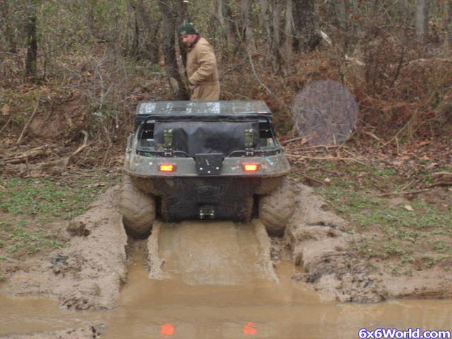 Stuck Argo Bigfoot - Amphibious ATV Pictures