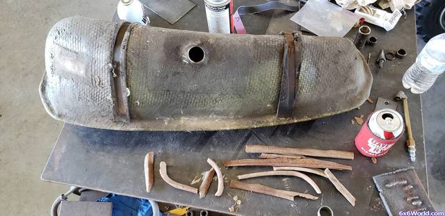 Sperry rand wedge 295  fuel tank removed.