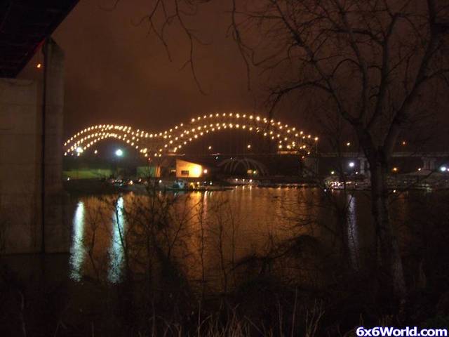 Hernando de Soto Bridge over the Mississippi river